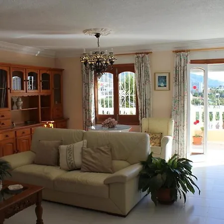 Angeles Exotica Villa *