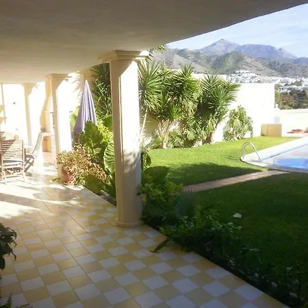 Villa Angeles Exotica