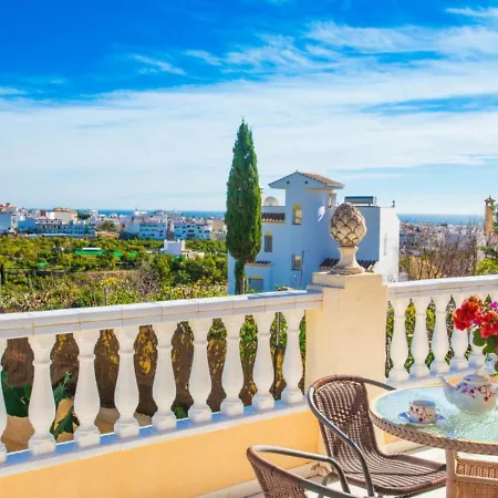 Angeles Exotica Villa *