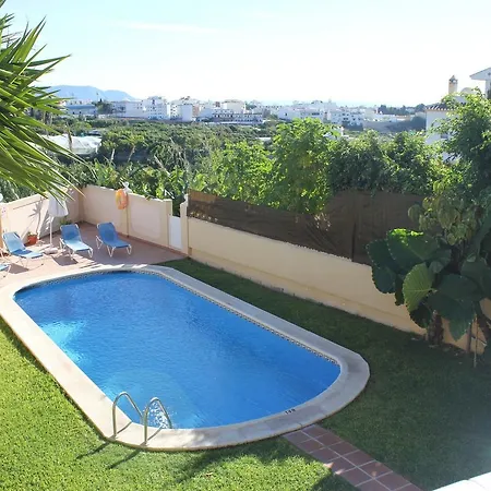 Angeles Exotica Villa